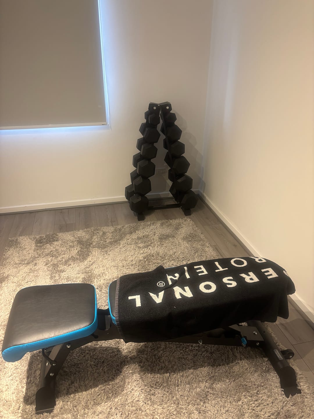 Customer photo review of Pack IRONSIDE Mancuernas Hexagonales (KG) + Rack de Almacenamiento