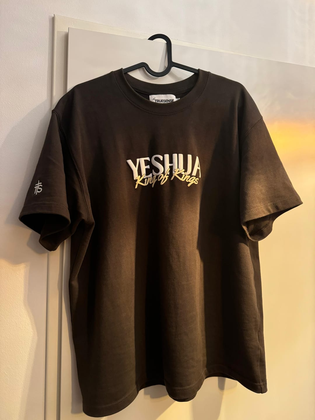 Customer photo review of YESHUA | heavyweight t-shirt
