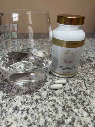 Customer photo review of Glow + Grow Hair Growth Collagen