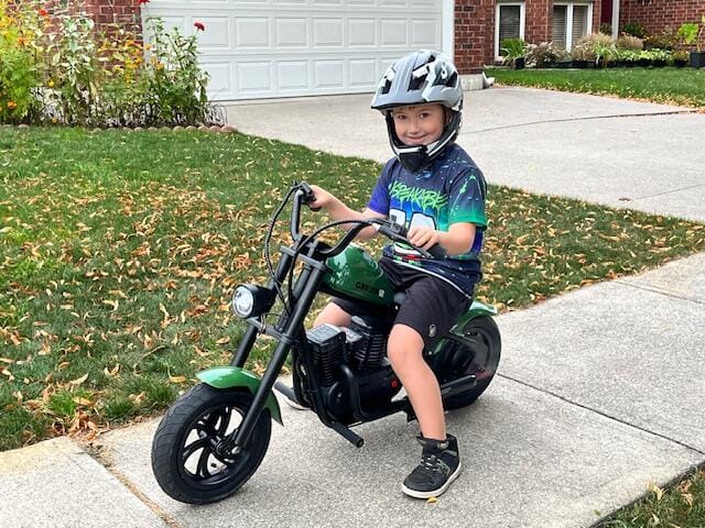 Customer photo review of Cruiser 12 Plus (With APP)