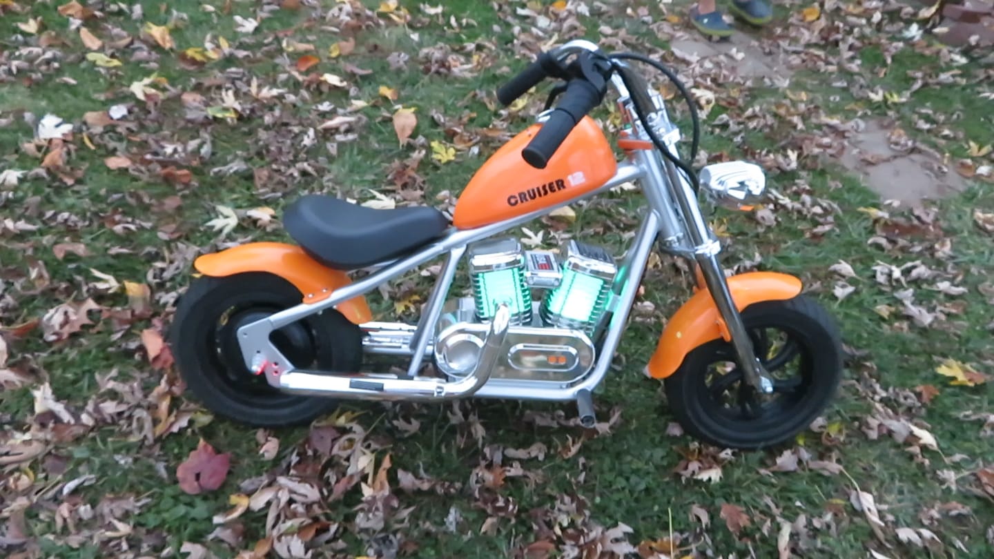 Customer photo review of Cruiser 12 Plus (With APP)