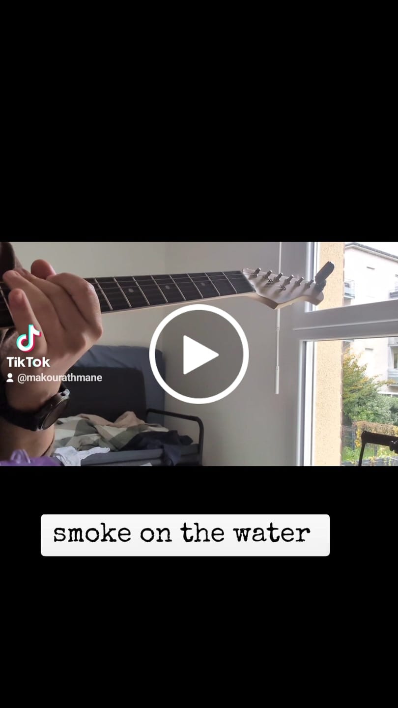 Customer video review of Donner DST-152 Guitare électrique set débutant ST Type