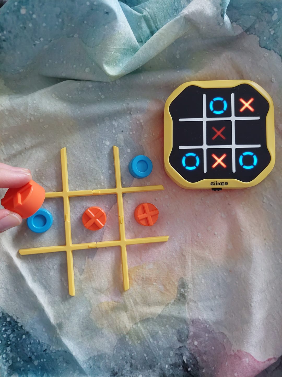 Customer photo review of GiiKER Tic-Tac-Toe Bolt