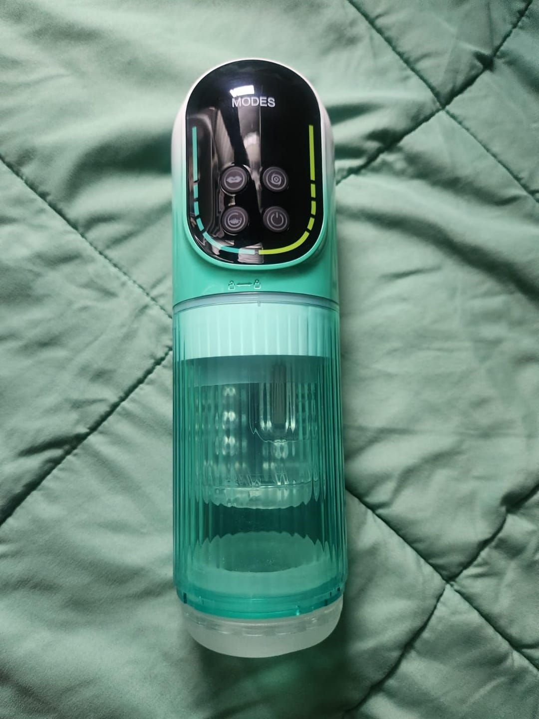 Customer photo review of HIVER|5-in-1 Automatic Thrusting & Sucking Male Masturbator