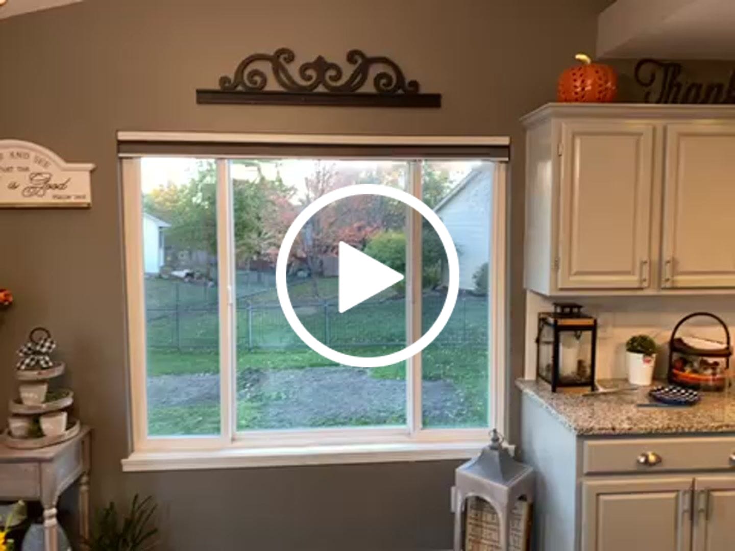 Customer video review of SmartWings Motorized Light Filtering Cellular Shades Nowa