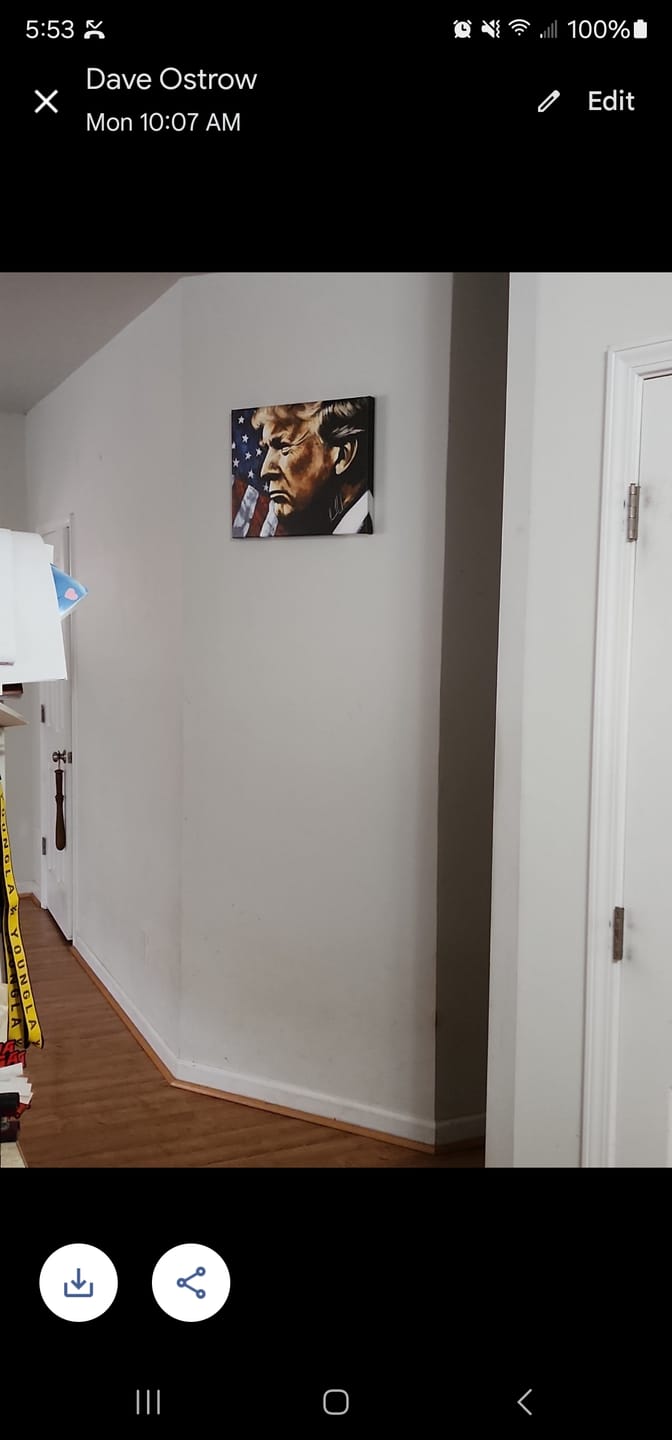Customer photo review of Donald Trump - The Fight For America