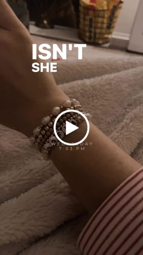 Customer video review of custom pearl bracelet
