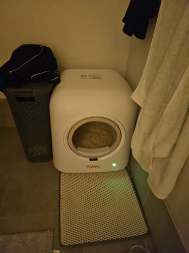 Customer photo review of Pawz Smart Cat Litter Box Automatic Self Cleaning with App Remote Control
