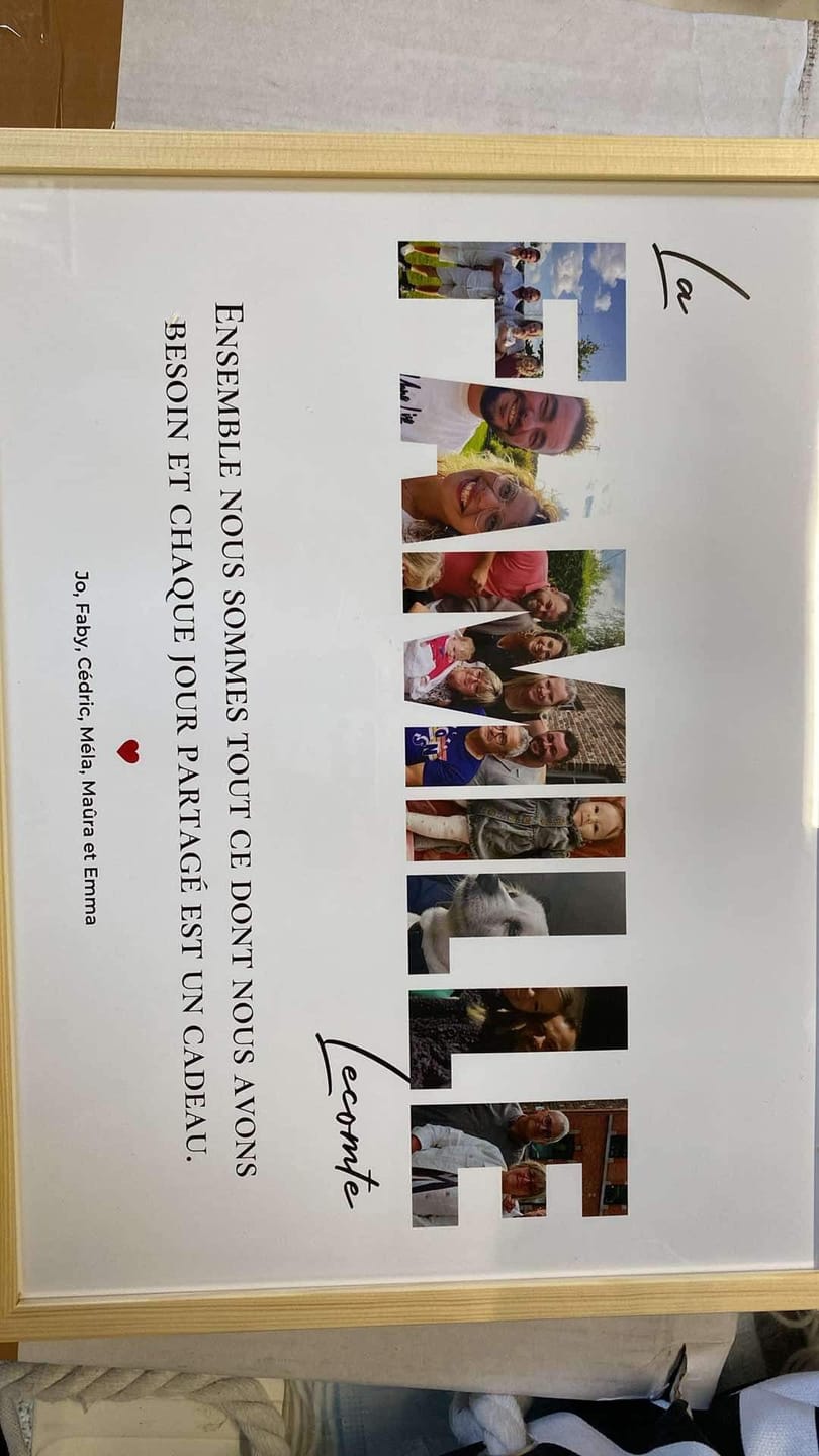 Customer photo review of Famille Lettres - Affiche personnalisée