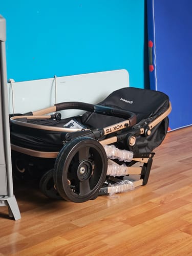 Customer photo review of Coche Cuna Paseo Vox Gold Negro