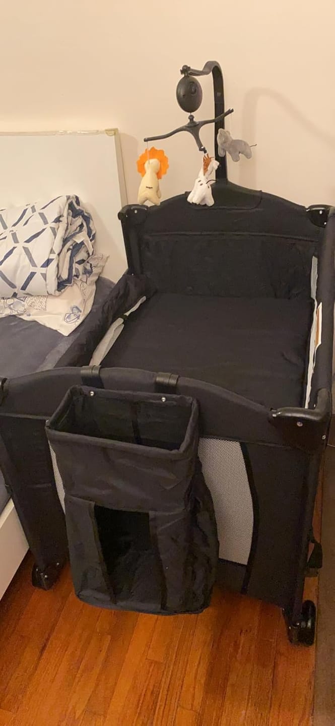 Customer photo review of HARPPA Saimia | 5-in-1 Pack and Play Baby Bassinet & Playard