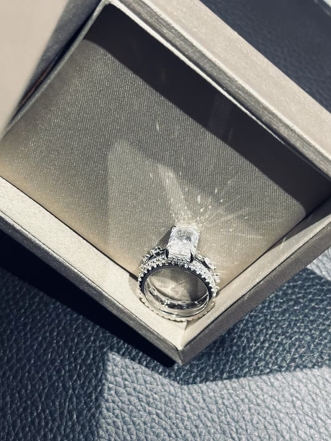 Customer photo review of S925 3.5Ct Radiant Cut 3PC Wedding Ring Set Stackable Rings For Everyday Wear