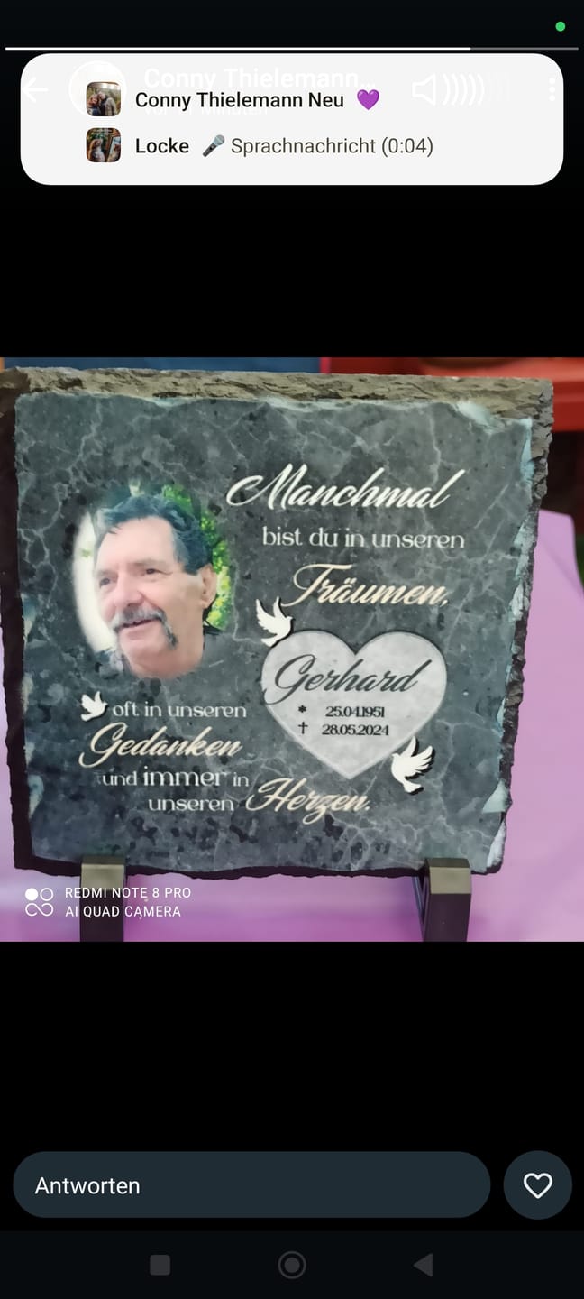 Customer photo review of In unseren Herzen - Personalisierte Schiefertafel