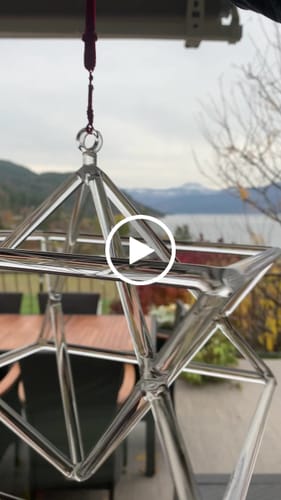 Customer video review of Clear Crystal Singing Merkaba Magic Star Sound Healing Yoga Chakra Instrument
