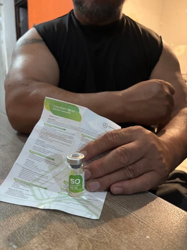 Reseña con foto de un cliente sobre Somatrope HGH German Labs 50 Unidades