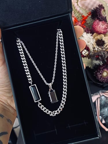 undefined review of Luxury Gift Box image 1 out of 3