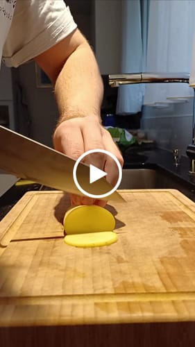 Customer video review of Ryusen Hamono Blazen Gyuto 210 mm