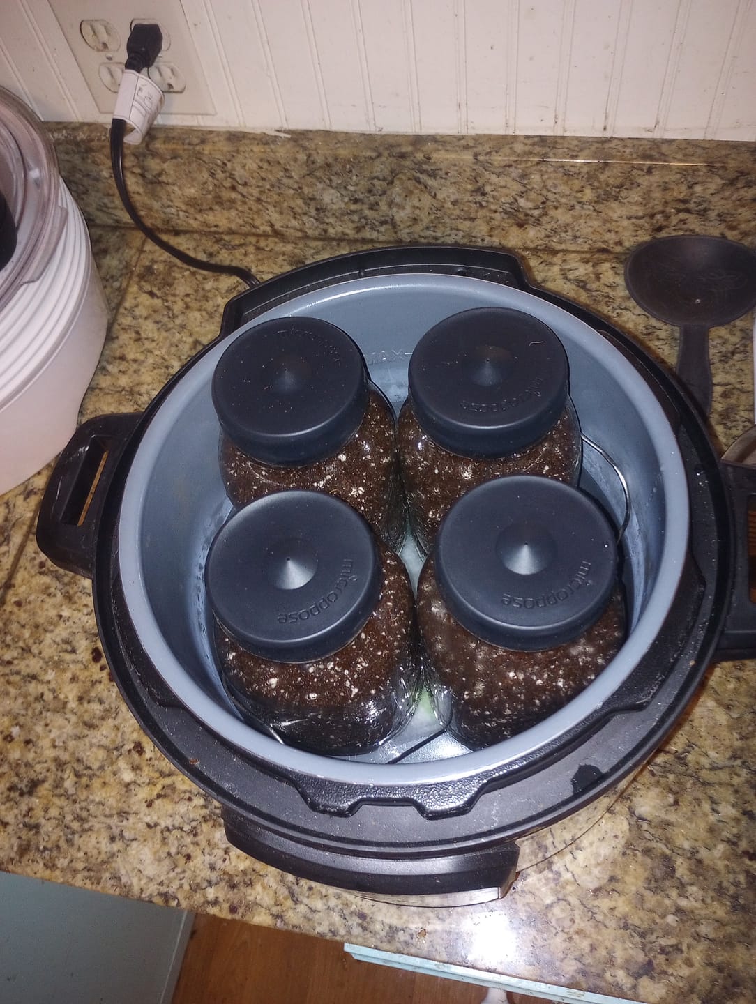 Customer photo review of Silicone Jar Lid Cover