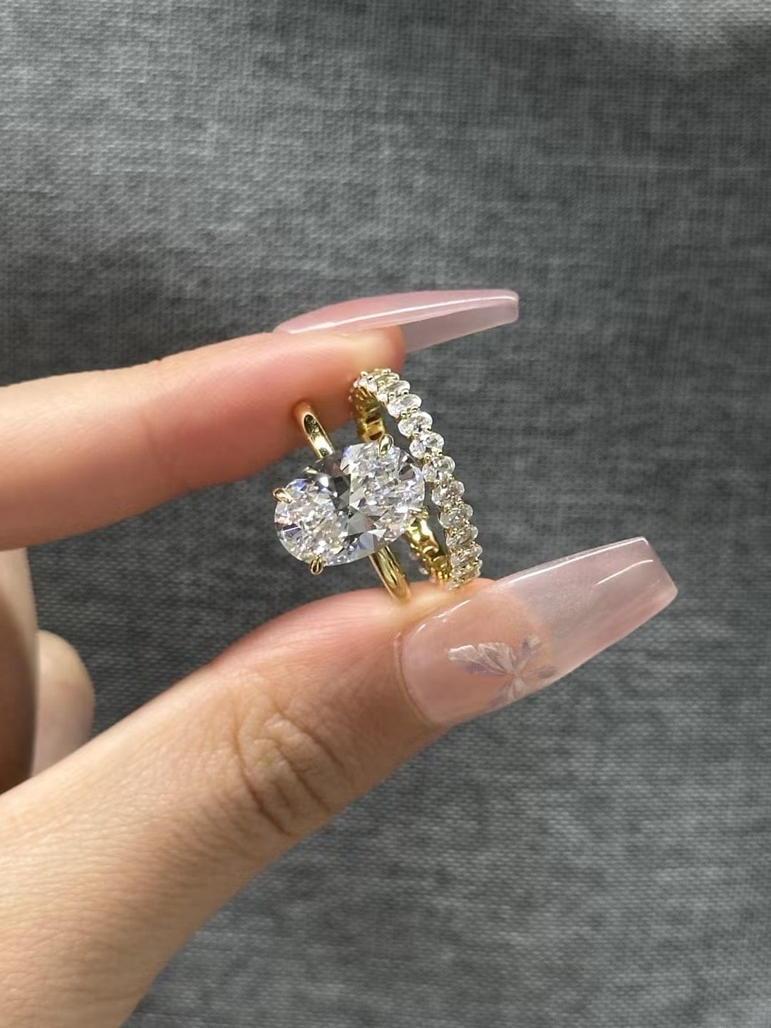 Customer photo review of S925 4.5Ct Luxury Oval Cut 2PC Wedding Ring Set In Sterling Silver Stackable Rings For Everyday Wear