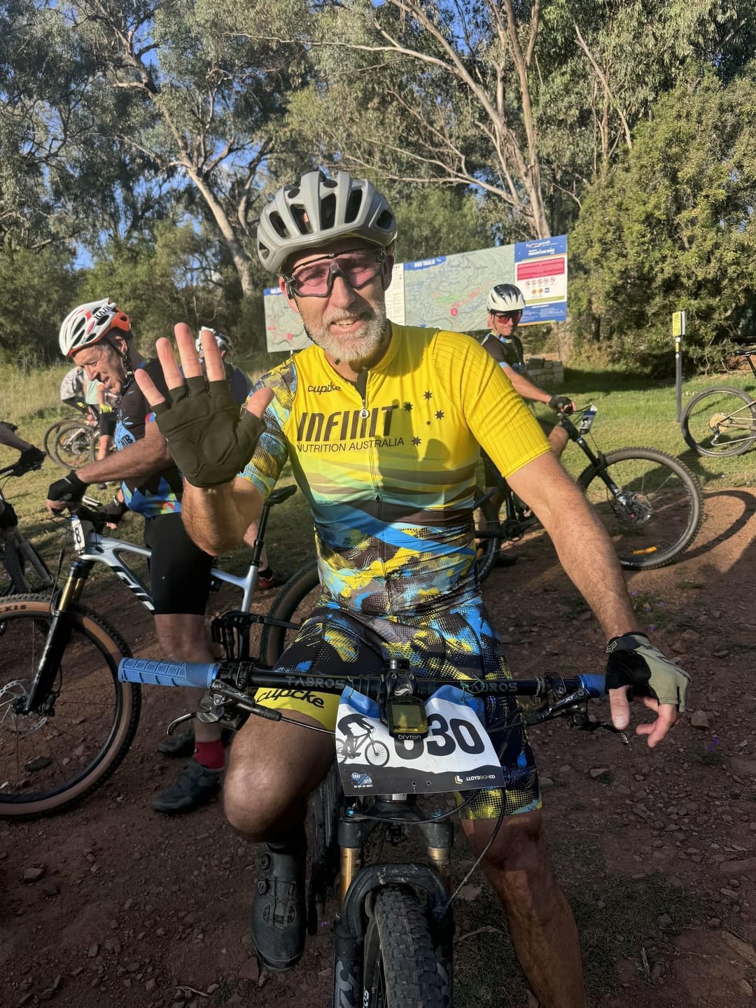 Customer photo review of Infinit Mens Pro Cycle Jersey Yellow