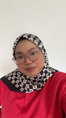 Customer photo review of Monogram Square (Black)
