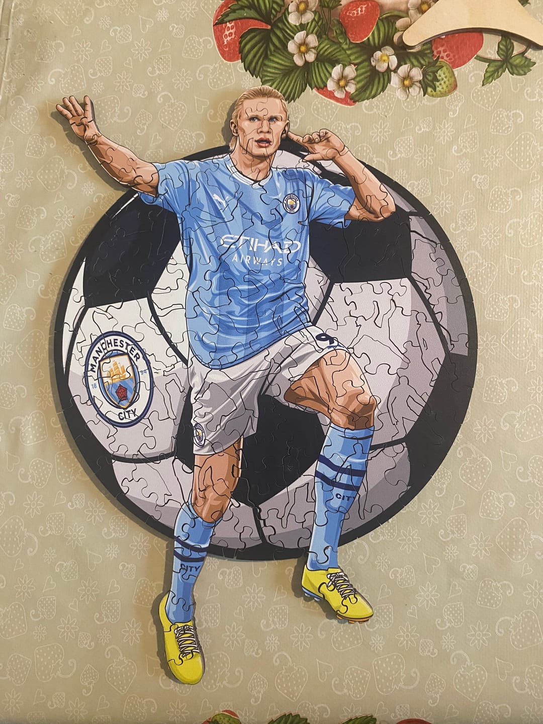 Customer photo review of Erling Haaland - Wooden Puzzle