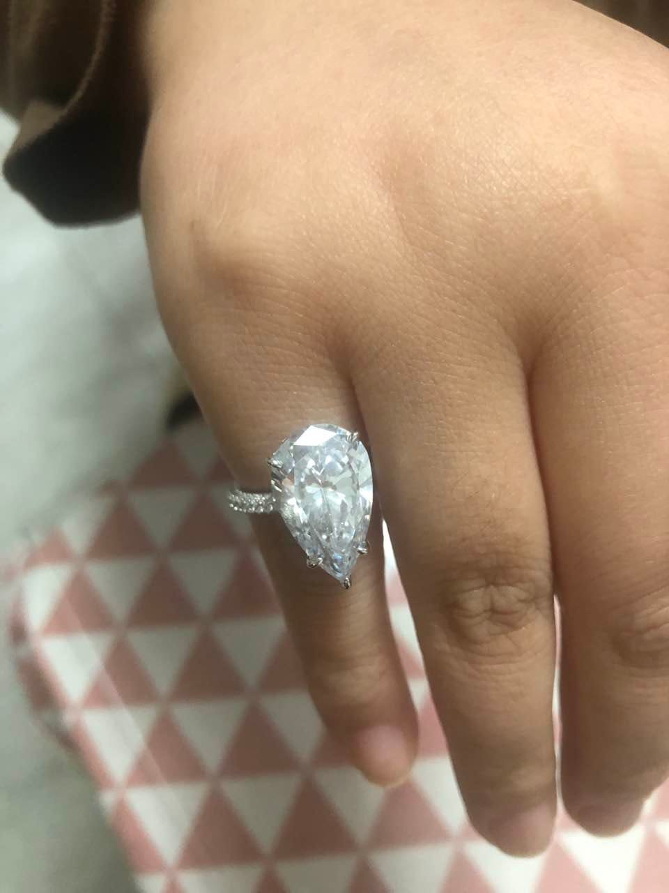 Customer photo review of Louily Honorable 8.0 Carat Pear Cut Simulated Diamond Engagement Ring In Sterling Silver