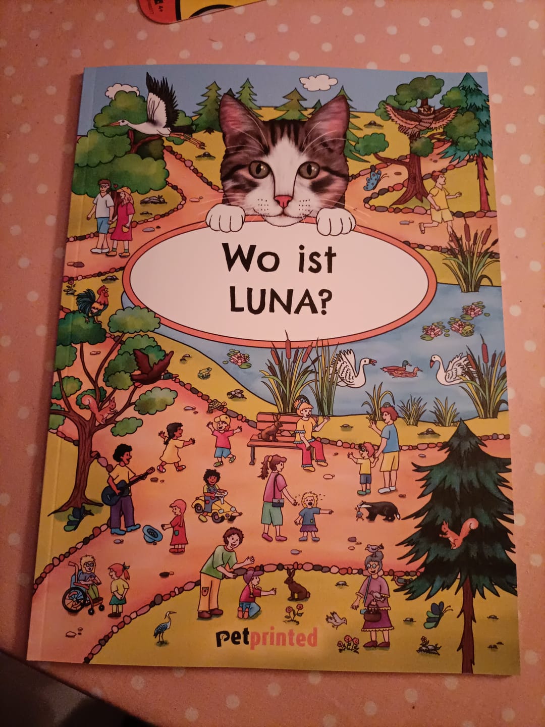 Customer photo review of Wo bist du? - Personalisiertes Katzen-Wimmelbuch