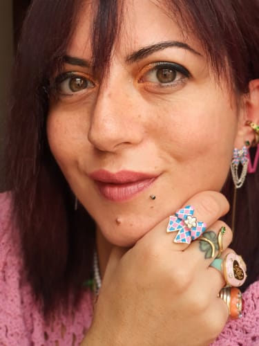 Customer photo review of Harlequin Bow Ring