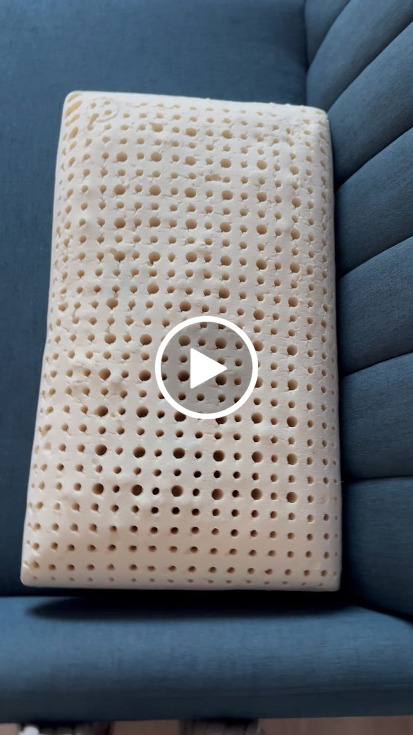 Customer video review of Pernă Silva din Spumă Naturală