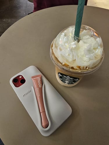 Customer photo review of lip case