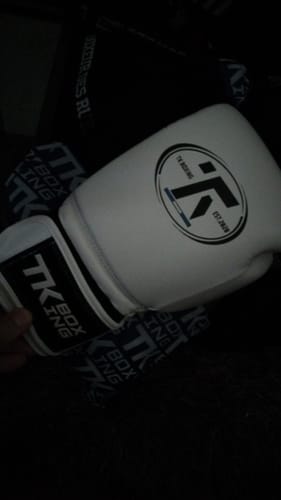 Customer photo review of Premium Leather gloves