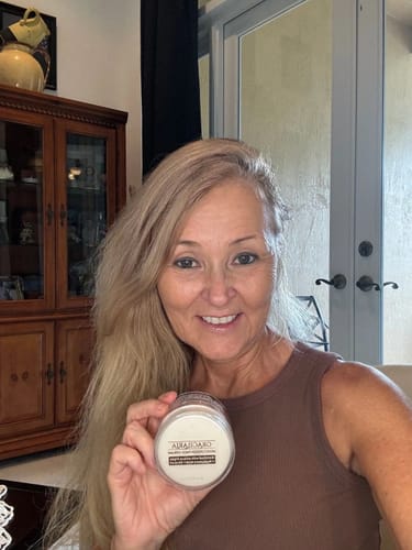 Customer photo review of Anti-Aging Cream Moisturizer with Red Algae