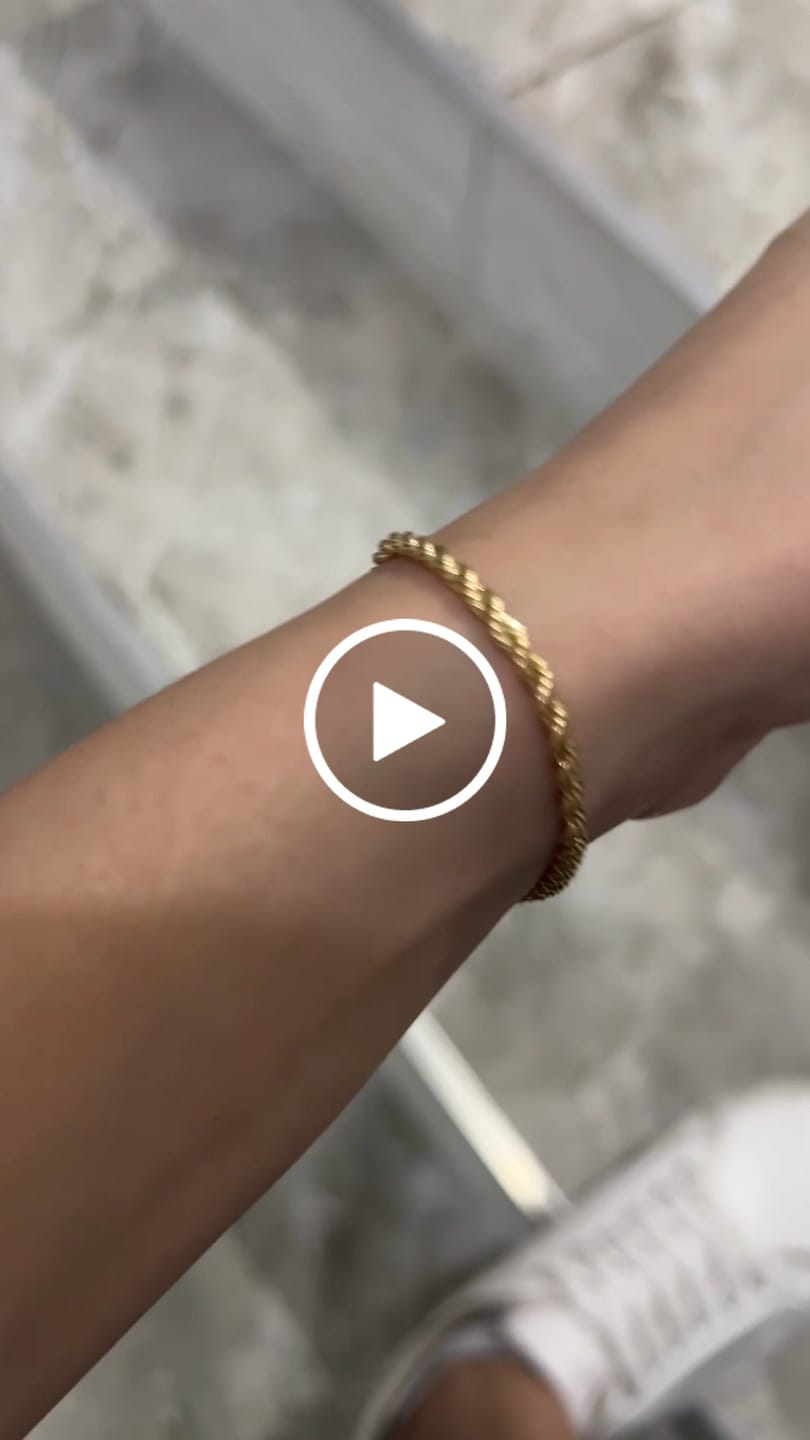 Customer video review of Pulseras Lazo en Oro laminado 18k Para Pareja