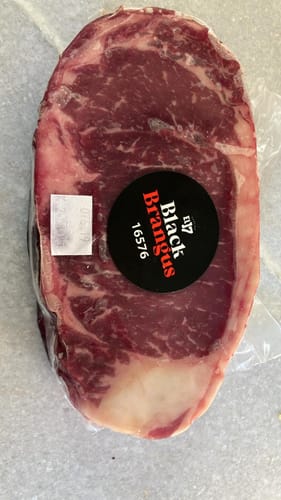 Reseña con foto de un cliente sobre Rib Eye Steak Black Brangus