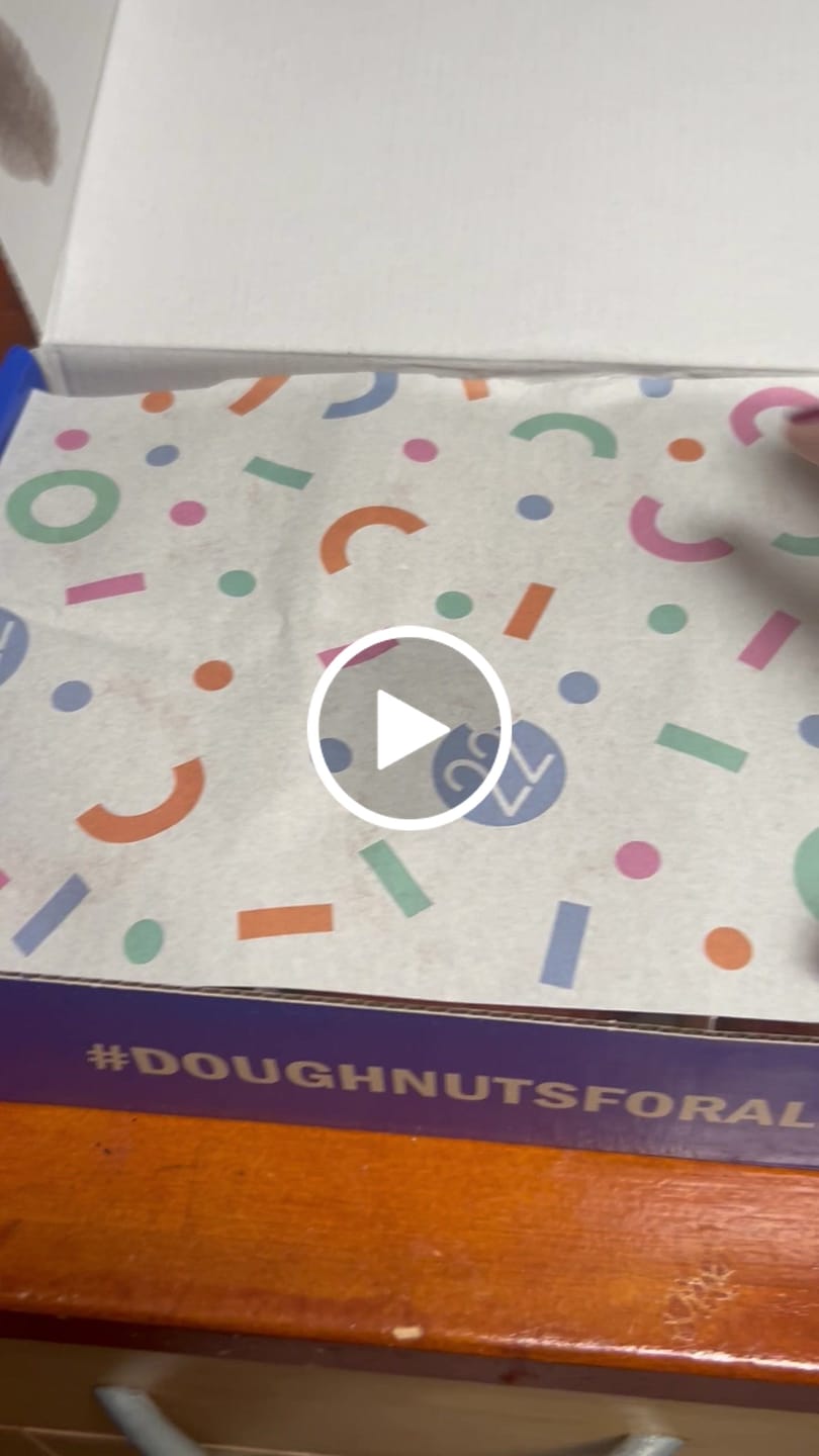 Customer video review of The Cinnamon Box