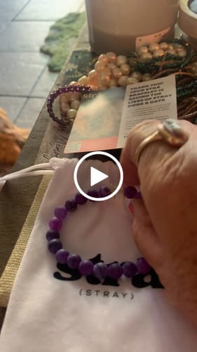 Customer video review of STRĀ Dog Beaded Bracelet