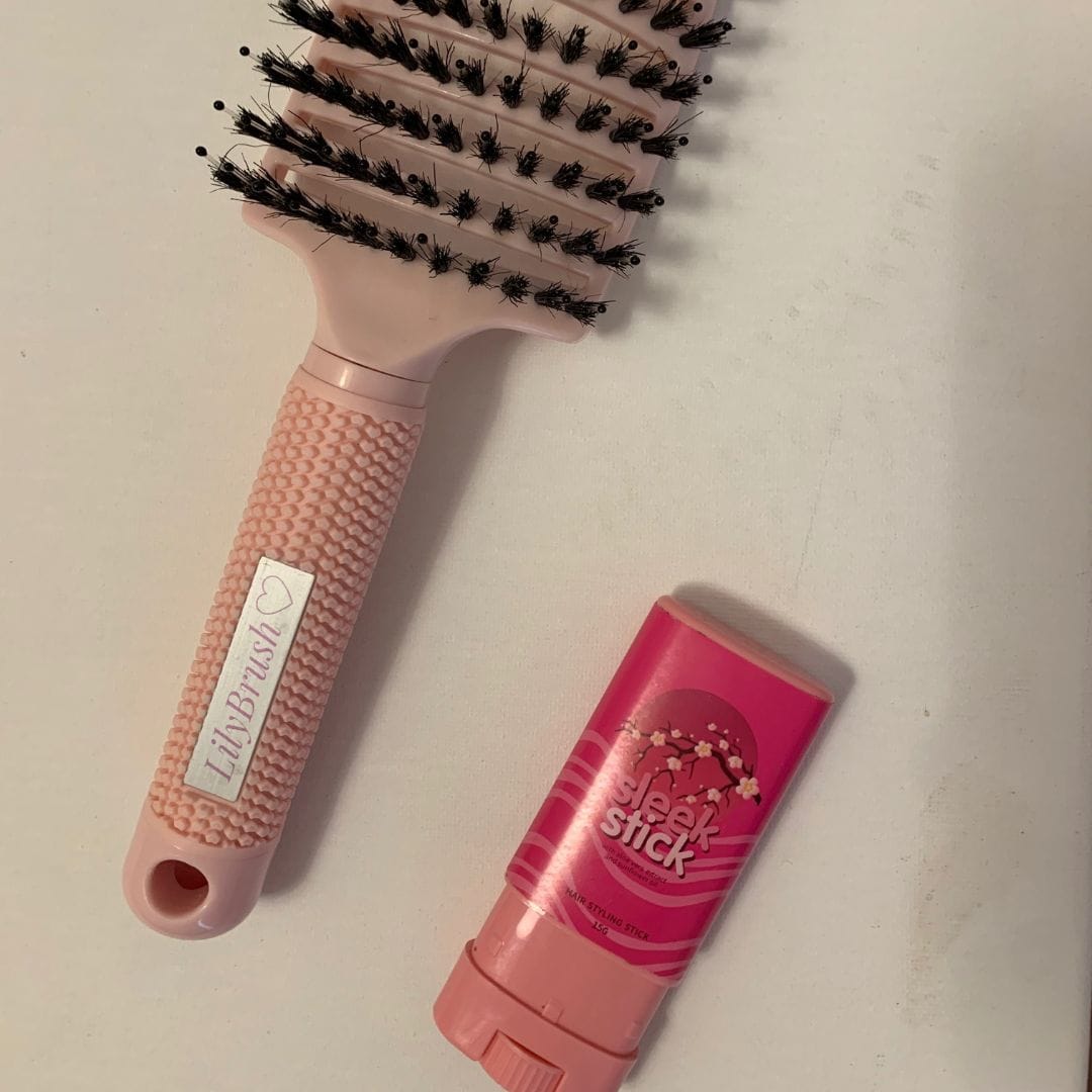 Customer photo review of Sleek stick Hair Dream-Aloe vera