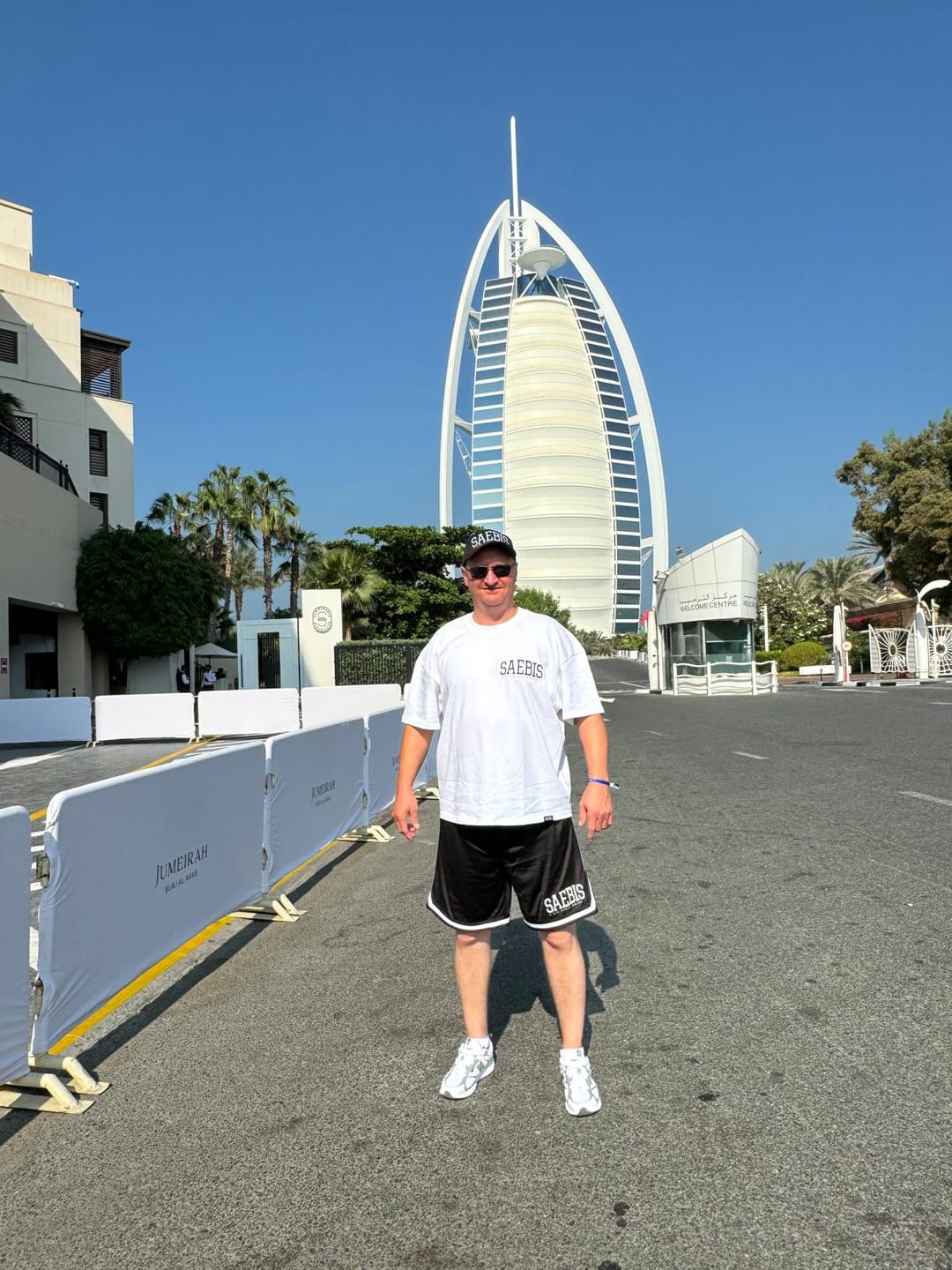 Customer photo review of Lifestyle Herren Shorts schwarz mit weißen Streifen by SAEBIS®