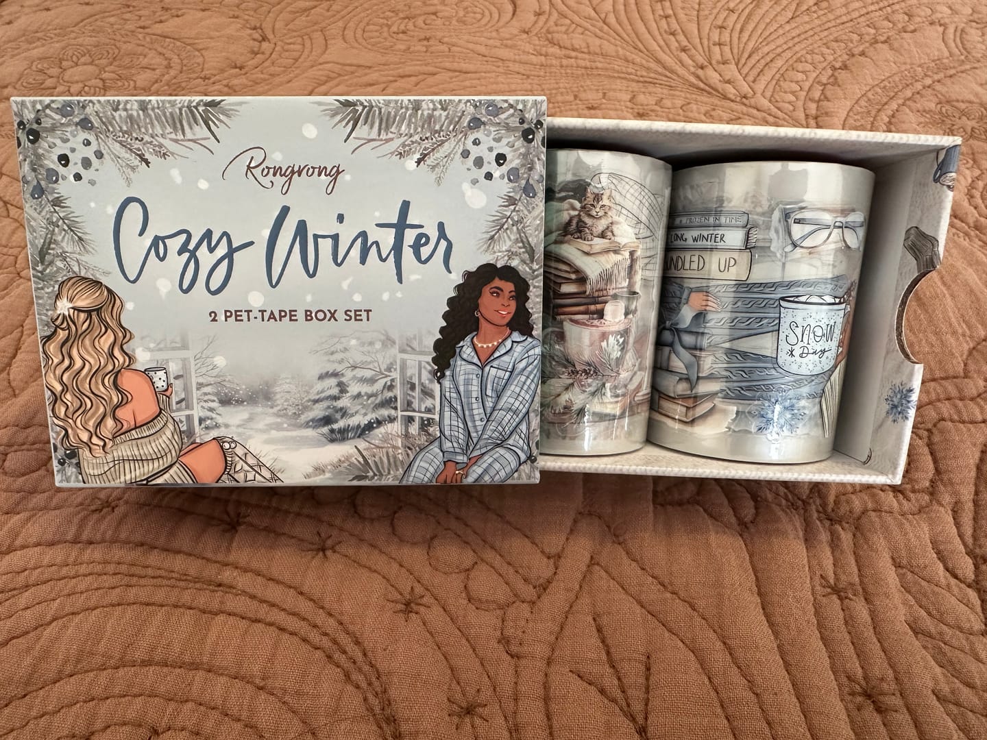 Customer photo review of Cozy Winter Pre-cut PET Tape Box