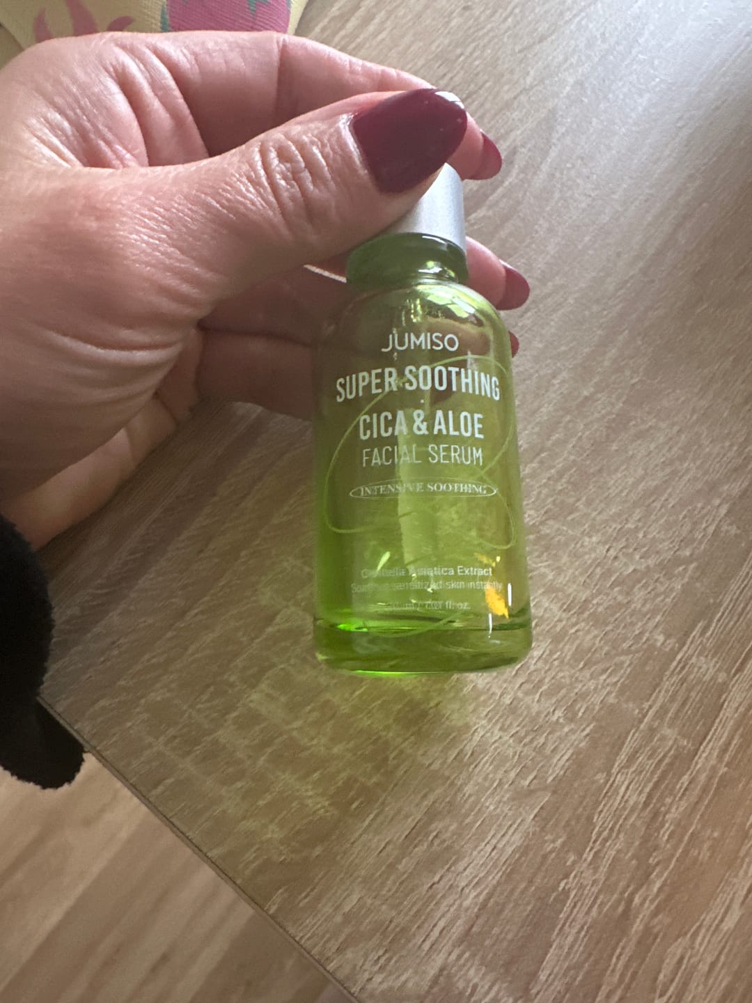 Customer photo review of Nomierinošs un mitrinošs serums Jumiso Super Soothing Cica & Aloe Facial Serum