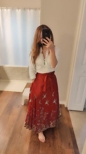 Customer photo review of Ying Mei 莹梅 Gilded Songbird Mamian Skirt Set
