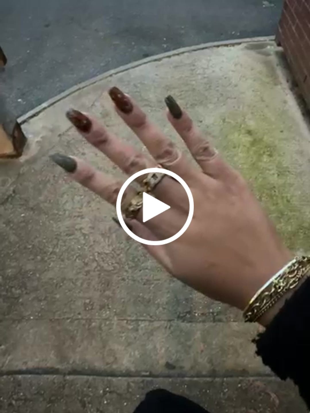 Customer video review of Bague d'Anxiété Acier Inoxydable Aurora
