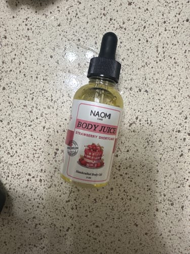 Customer photo review of Naomi Body Juice - Strawberry Shortcake