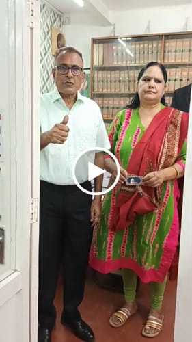 Customer video review of Pashtush Womens 100% Pure Wool With Woolmark Certificate Shawl, Ethnic Weave Design, Blue
