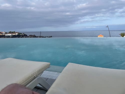 Pascal D. review of RAndM Tornado 9000 Puffs Disposable Vape Box Of 10 image 1 out of 1