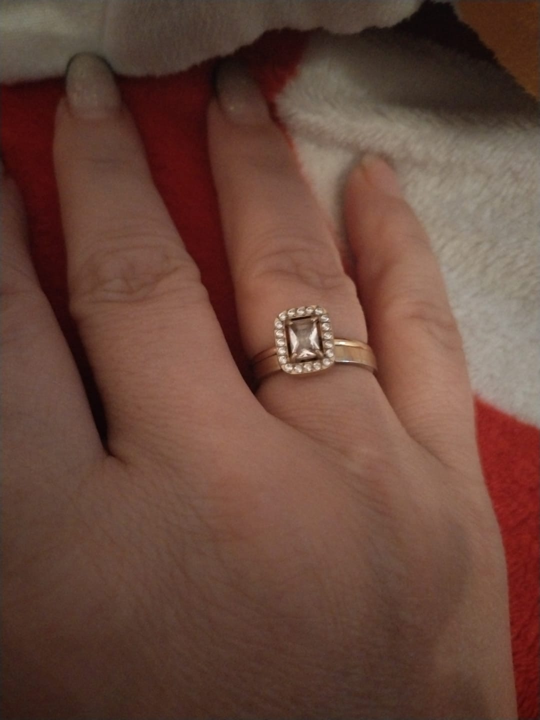 Customer photo review of Inel Elegance - Auriu