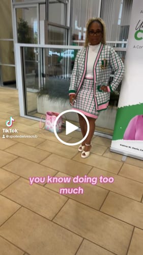 Customer video review of Alpha Kappa Alpha Houndstooth Cardigan Set PRE ORDER