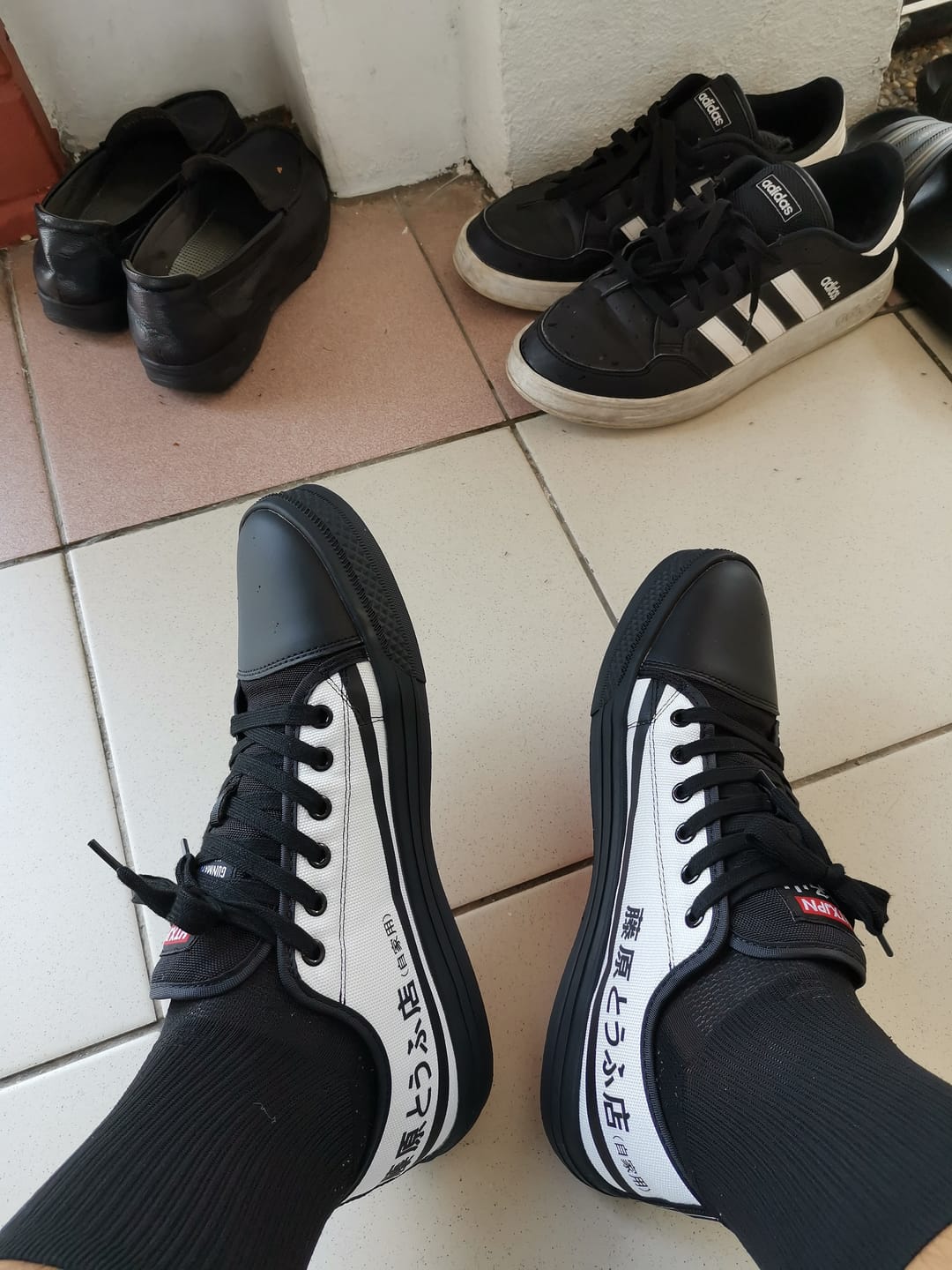 Customer photo review of HTXJPN Fuji2 High Top Sneakers
