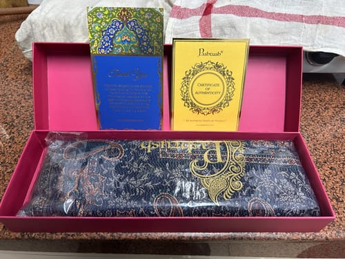 Customer photo review of Pashtush Mens Fine Soft Ethnic Stole Navy Blue